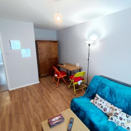 Central And Quiet Flat In London! Close To Station Londres Exterior foto